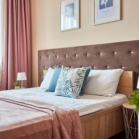 Central Two Room Lux Apartments Mukacheve Exterior photo