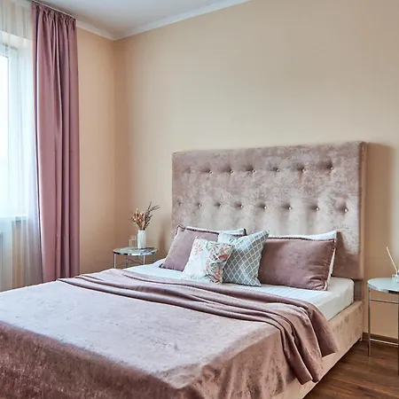 Central Two Room Lux Apartments Mukacheve Exterior photo
